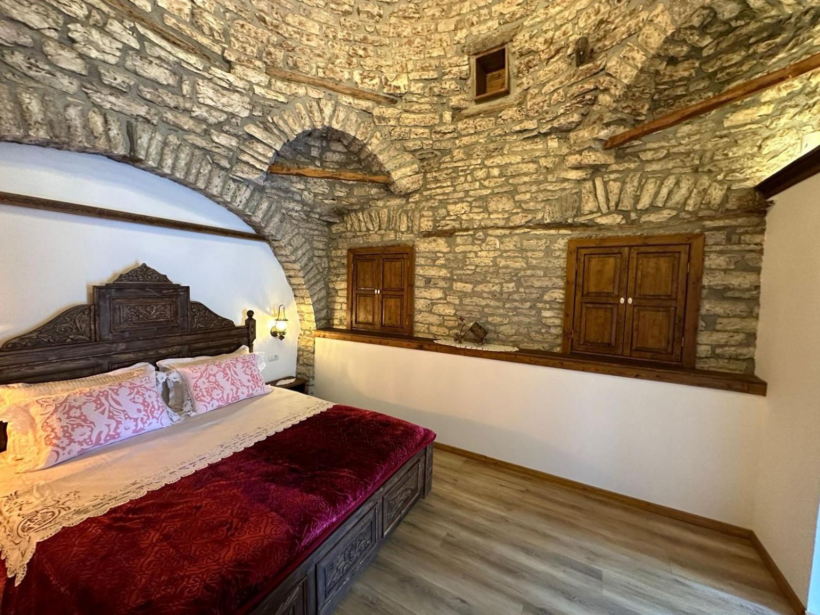Doda Guest House Gjirokaster Exterior photo