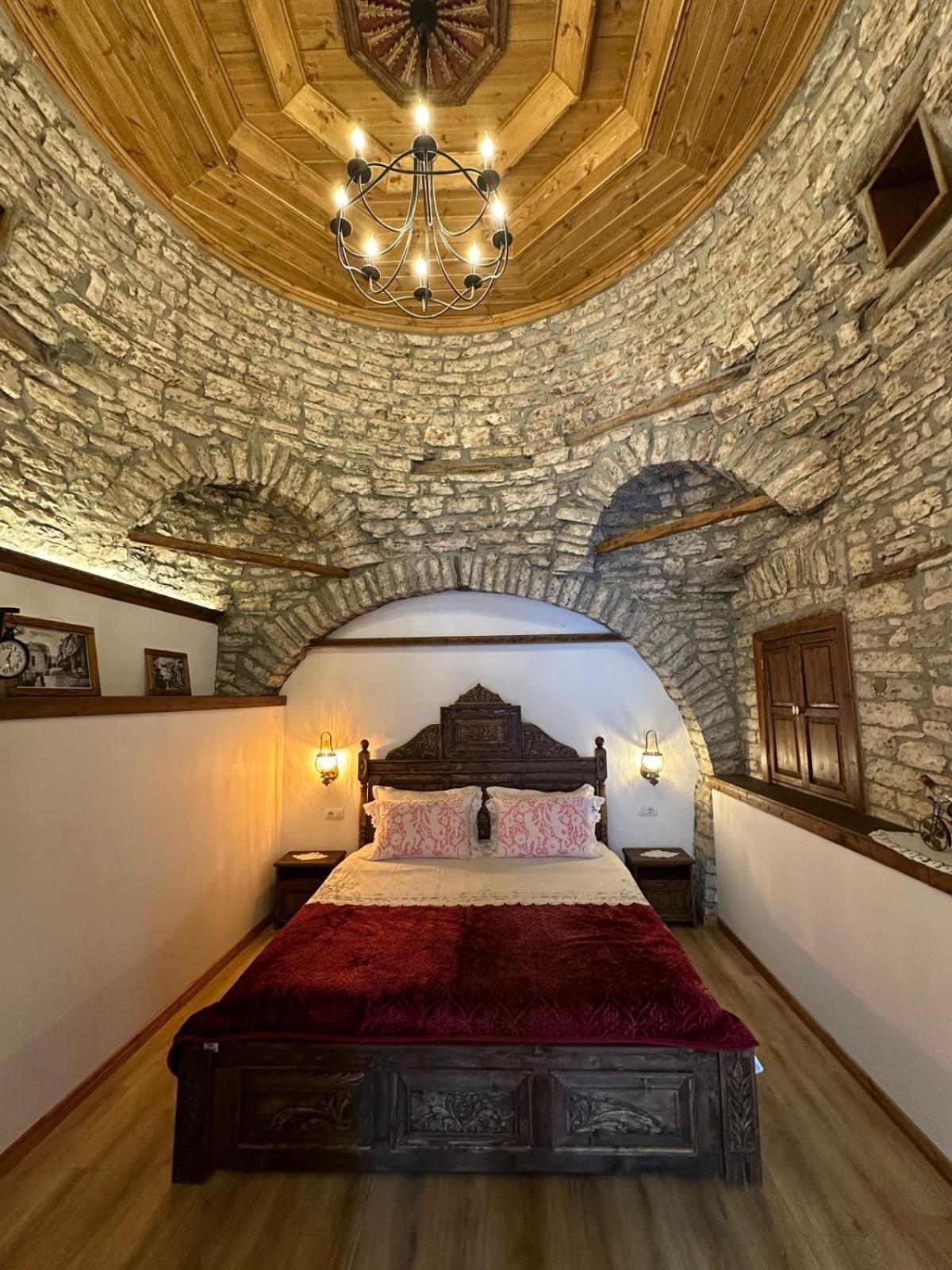 Doda Guest House Gjirokaster Exterior photo