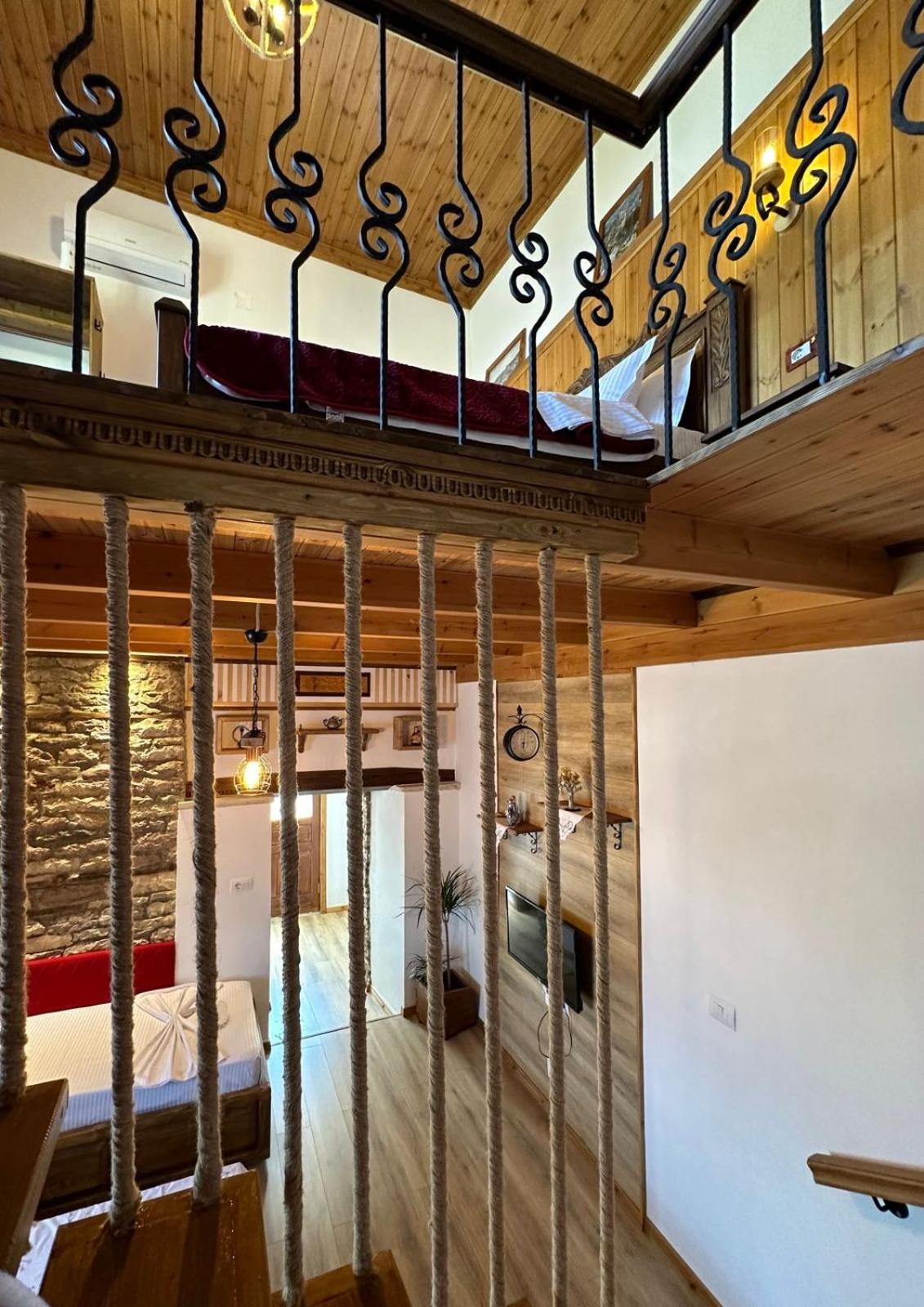 Doda Guest House Gjirokaster Exterior photo